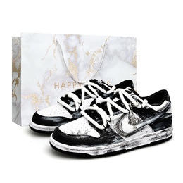 Nike Dunk Dragon, специальная сумка для покупок, износостойкие, дышащие, низкие кроссовки для скейтбординга, унисекс, черные, белые, серые dd1391-100(team920-哥特恶龙box) | black white gray