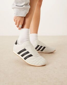 Кроссовки для тхэквондо Adidas в бежево-черном цвете 141910992 | ivory