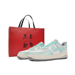 Nike Кроссовки для скейтбординга Air Force 1 с противоскользящим износостойким верхом, женские, белые, зеленые dx2678-100(team87-只此青绿女款s-box) | white green