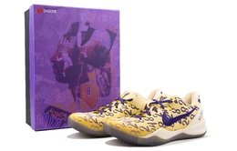 Nike Баскетбольные кроссовки Kobe 8 Protro "Court Purple" с низким антискользящим покрытием, износостойкие, унисекс, фиолетово-золотистые fq3549-100(team柒-科比8浸染紫金)