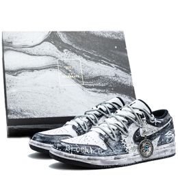 Баскетбольные кроссовки Air 1 Low Snowfield Spirit Eye Box в комплекте, низкие, детские, подростковые Jordan, белый/черный 553560-132(team335-雪域灵瞳礼盒版） | white black