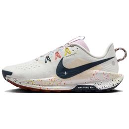 Nike Женские кроссовки React Pegasus Trail 5 Summit White Football Grey Pink Foam Armory Navy dv3865-102 | peak white/rugby gray/blue/pink
