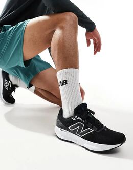 Кроссовки для бега New Balance 520 в черно-белом цвете 137697421 | black