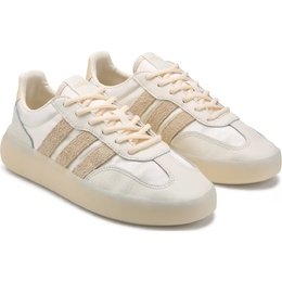Кроссовки Barreda decode Adidas, белый 5280023/70670 | off white