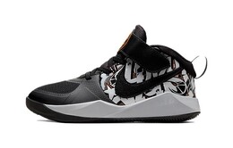 Детские баскетбольные кроссовки Nike Team Hustle D 9 PS, Black/Gray cq3706-001 | black/gray