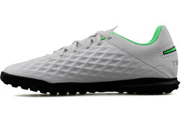 Футбольные кроссовки Nike Legend унисекс at6109-030
