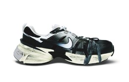 Кроссовки для бега V2K Run женские с низким верхом, белые/черные/серые Nike fd0736-100(team301-假面骑士） | black/white/gray