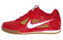 Футбольные кроссовки Nike унисекс ar9821-600