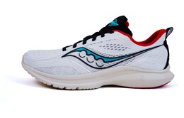 Кроссовки Saucony Kinvara 13 'White Sand', слоновая кость s20723-31 | ivory