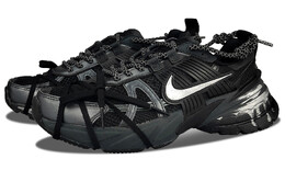 Кроссовки для бега V2K Run женские с низким верхом, черные/серебристые Nike fd0736-001(team220-星际太空银) | silver/black