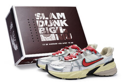 Кроссовки для бега V2K Run женские с низким верхом, серебристо-красные Nike fd0736-100(team80-女薄荷奶咖红sbox) | silver red