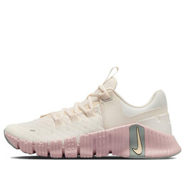 Кроссовки (WMNS) Nike Free Metcon 5 Workout Shoes 'Pale Ivory Ice Peach', цвет pale ivory/light silver/mica green/ice peach dv3950-102 | pale ivory/light silver/mica green/ice peach
