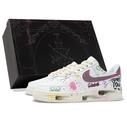Кроссовки для скейтборда Air Force 1 женские с низким верхом, белый/фиолетовый Nike dd8959-100(team拾柒-女款低帮失乐园派对板鞋) | white/purple