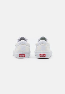 Кроссовки OLD SKOOL UNISEX Vans, белый va215o08g-a11 | true white