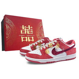 Кроссовки Nike Dunk Skateboarding Shoes Women's Low-top Red/white, цвет Burgundy fq7056-100(team401-珠联璧合sbox-龙) | burgundy