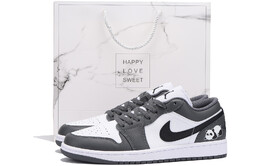 Баскетбольные кроссовки Air 1 Vintage Unisex Low-Top Black Grey Jordan 553558-152(team15-男女同款白绿sbox) | silver