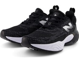 Кроссовки New Balance FuelCell Rebel TR v2, черный/белый 9917120 | black/white
