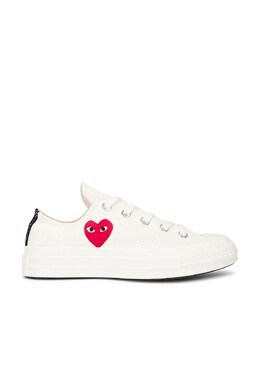 Маленькие низкие кеды Red Heart Comme des Garçons Play, бежевый cdes-mz1 | beige