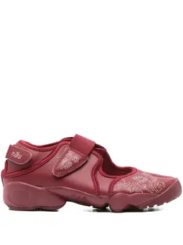 Nike floral-embroidered sneakers 31990611