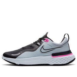 Кроссовки react miler shield 'obisidian mist' Nike, мультиколор cq8249-400 | obsidian mist/black/aurora green/fire pink/chrome/football grey