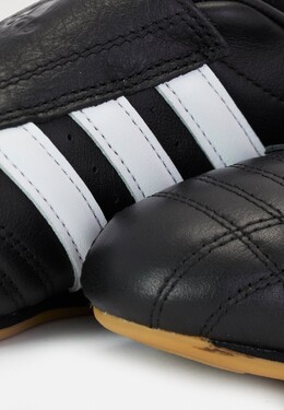 Кроссовки на шнуровке TAEKWONDO W Adidas, черный ad111a2o6-q11 | core black/white