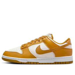Кроссовки dunk low next nature 'gold phantom' Nike, мультиколор dn1431-001 | phantom/gold suede-white-volt