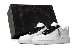 Женские кроссовки для скейтбординга Nike Air Force 1, Black/White dd8959-100(team拾柒-女款低帮黑丝绸box) | black/white
