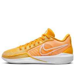 Кроссовки sabrina 1 tb 'university gold' Nike, золотой fq3391-700 | university gold/white/university gold