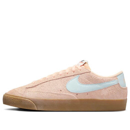 Кроссовки blazer low '77 vintage 'crimson tint glacier blue' Nike, красный fq8060-800 | crimson tint/gum light brown/team orange/glacier blue