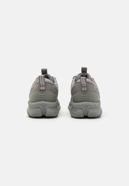 Кроссовки на шнуровке GEL-QUANTUM 360 VIII UTILITY UNISEX Asics SportStyle, серый a0h15o08j-c11 | clay grey/cement grey