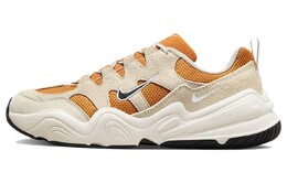 Кроссовки Tech Hera 'Monarch Black Light Bone' Nike fj9532-800 | gray/orange