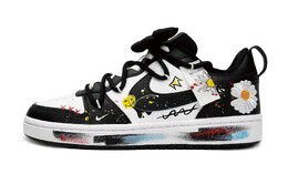 Кроссовки Nike Court Borough Skateboard Shoes Women's Low-Top Black White bq5448-115(team11-雏菊涂鸦女款黑白) | black/white