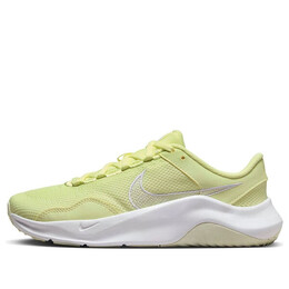 Кроссовки legend essential 3 next nature Nike, зеленый dm1119-301 | luminous green/sea glass/lime blast/white