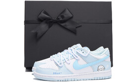 Кроссовки Nike Dunk Skateboard Shoes Women's Low-Top White Blue, голубой fb9109-105 (team59-女款白蓝三sbox) | light blue