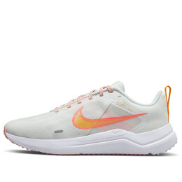 Кроссовки дауншифтер 12 Nike, белый dd9294-101 | white/orange