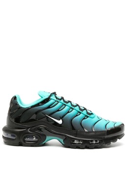 Кроссовки Air Max Plus с логотипом Swoosh Nike, черный dm0032 | черный