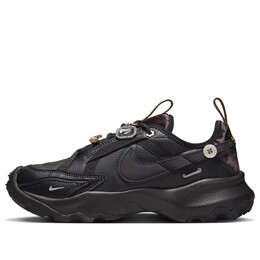 Кроссовки tc 7900 Nike, черный fb1861-001 | black/dk driftwood-black-metallic silver