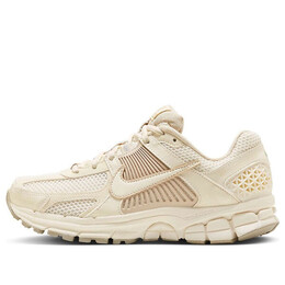 Кроссовки (WMNS) Nike Air Zoom Vomero 5 'Sail Light Orewood Brown', цвет sail/light orewood brown fq6868-111 | sail/light orewood brown
